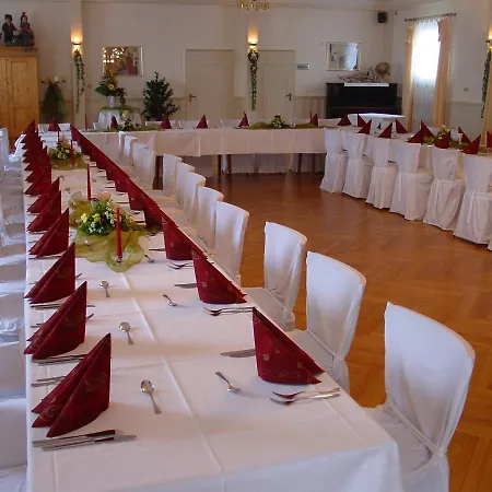 Rockensuess Hotel 2*