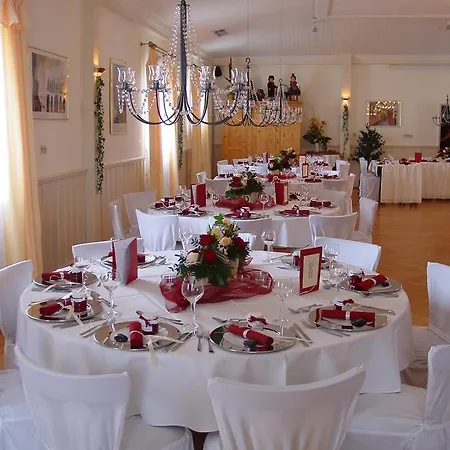 Rockensuess Hotel 2*